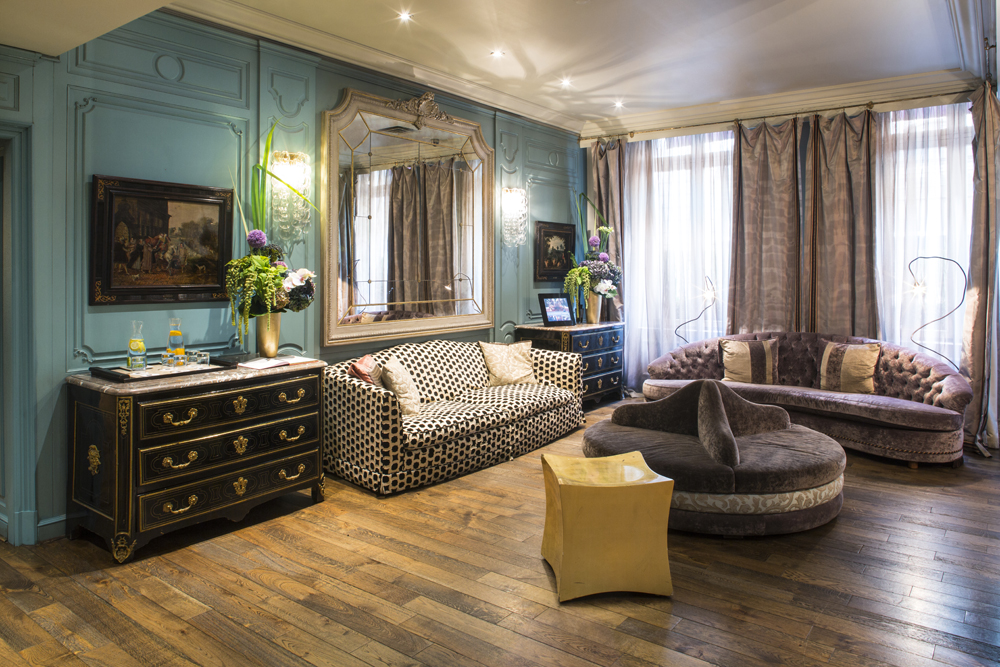 Hotel Castille Paris reception,