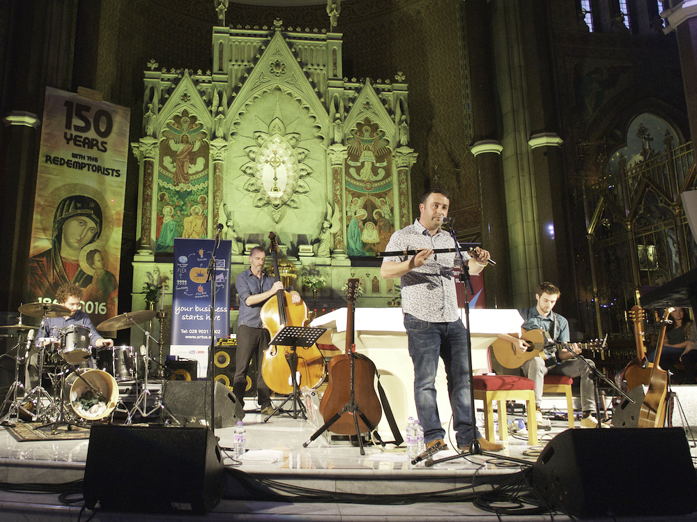 Irish singer-musician Barry Kerr, traditional Irish music