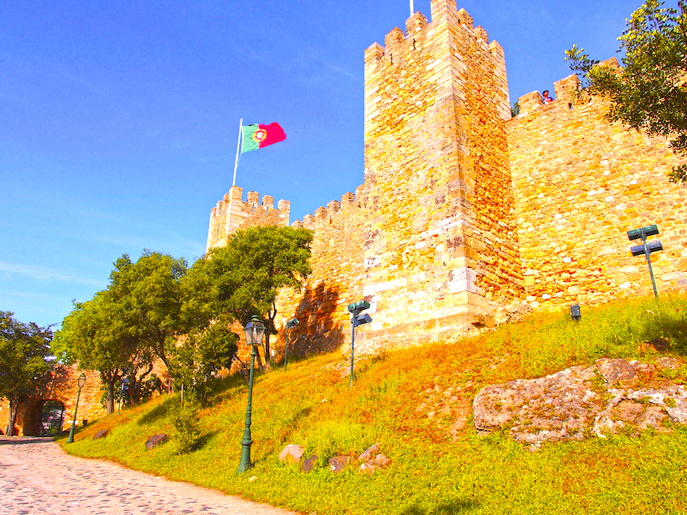 Saint George castle Lisbon, city break Lisbon