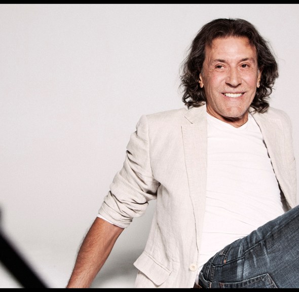 Albert Hammond songwriter, singer, European music concert