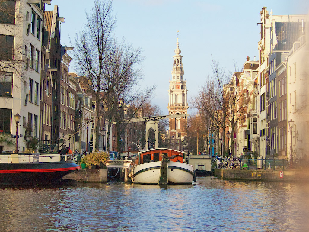 Amsterdam dinner cruise, dining in Amsterdam