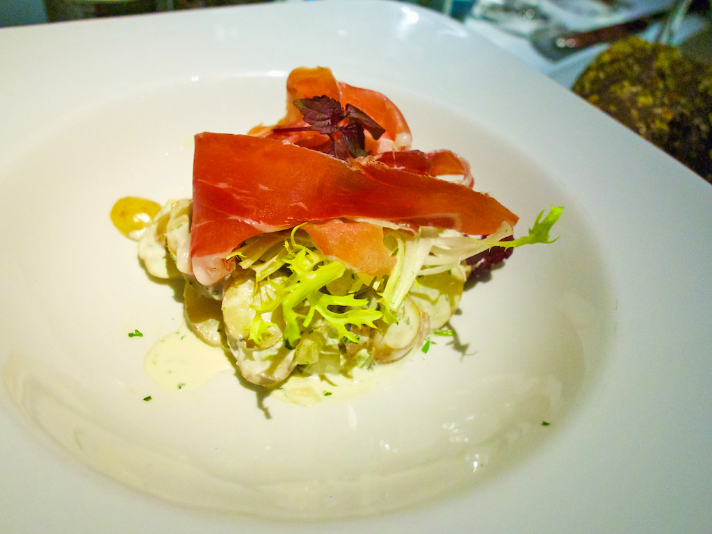 Where to eat in Amsterdam, dinner cruise with Get Your Guide 