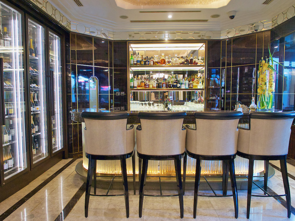 Crystal Bar The Wellesley London, cocktails in London