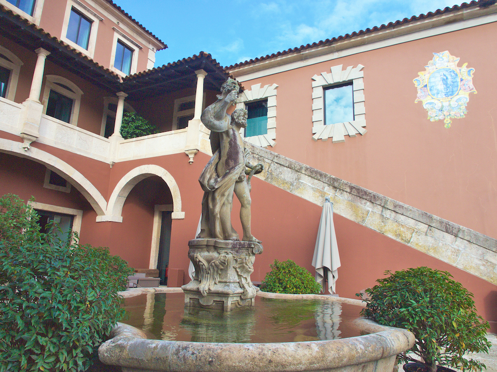 where to spend st valentine's day