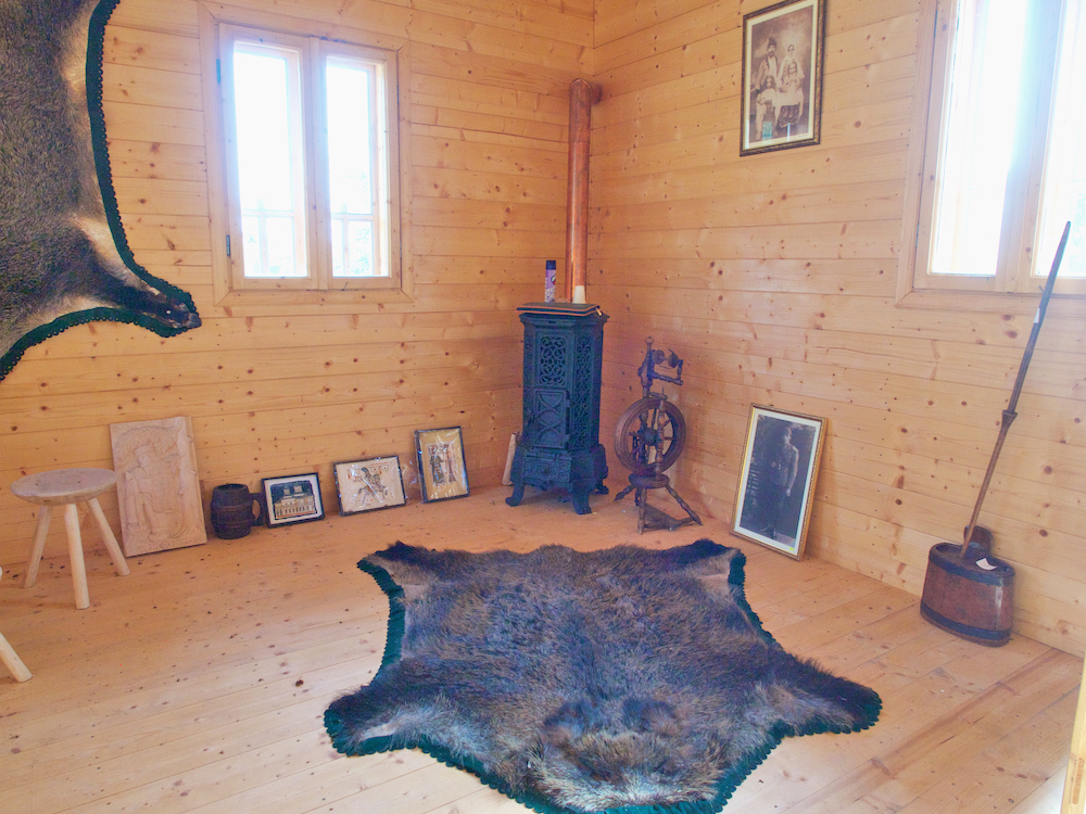 where to stay in Romania, visit Romania