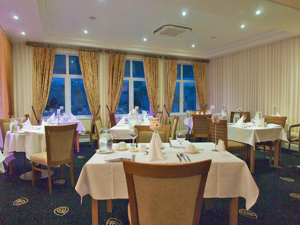 dinner and show Donegal, Brian Kennedy in Donegal