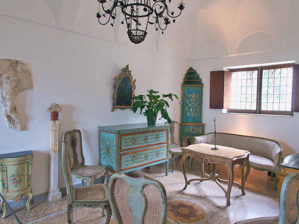 holiday on Capri, Capri island villas, axel munthe institute