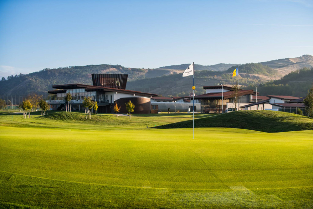 18 hole golf course romania, where to play golf in romania