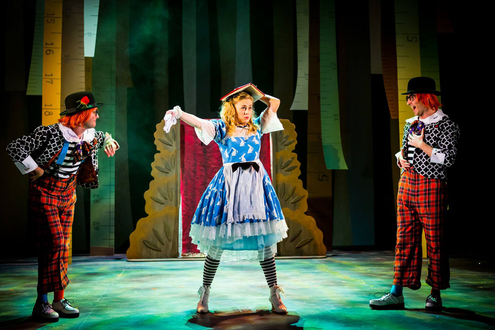 best shows in Belfast, Belfast theatre, Alice in wonderland show