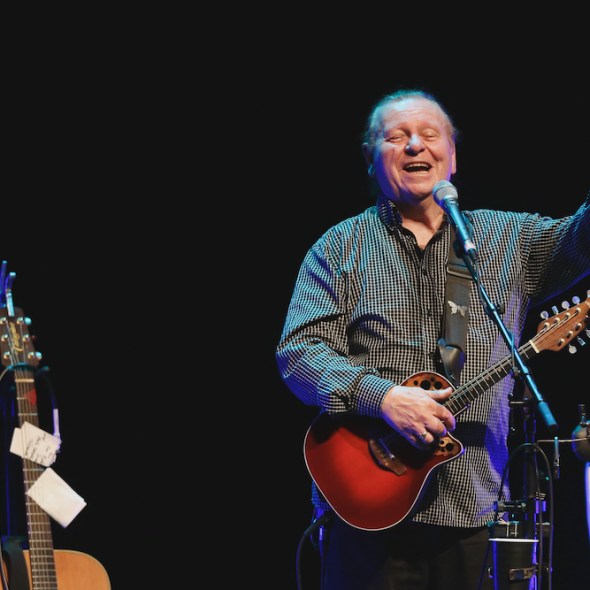 The Fureys lilve in Belfast, The fureys at waterfront hall