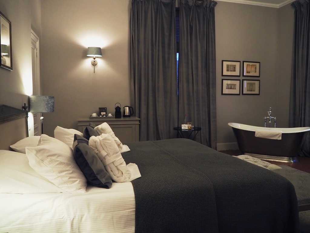 where to stay in Languedoc, Chateau St. Pierre de Serjac