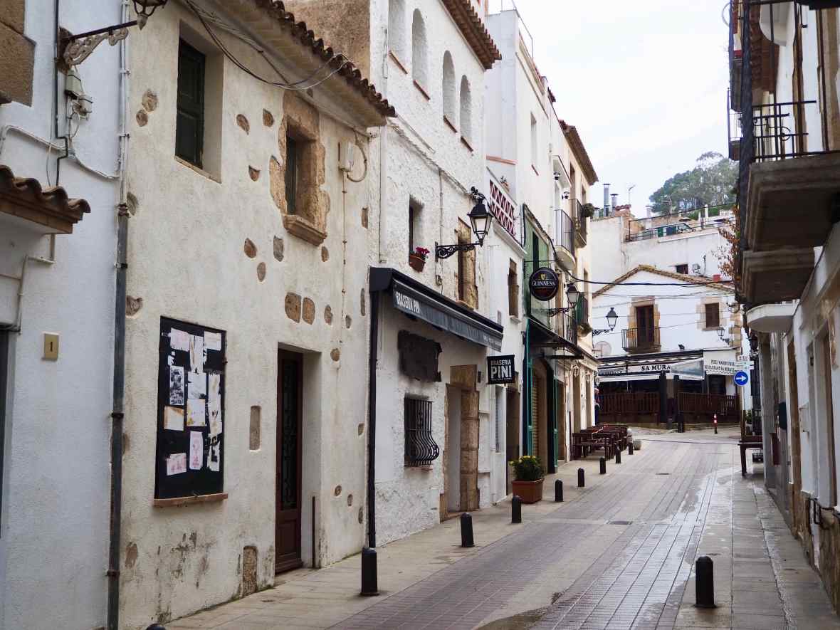 Tossa de mar, costa brava resorts, best spanish resorts