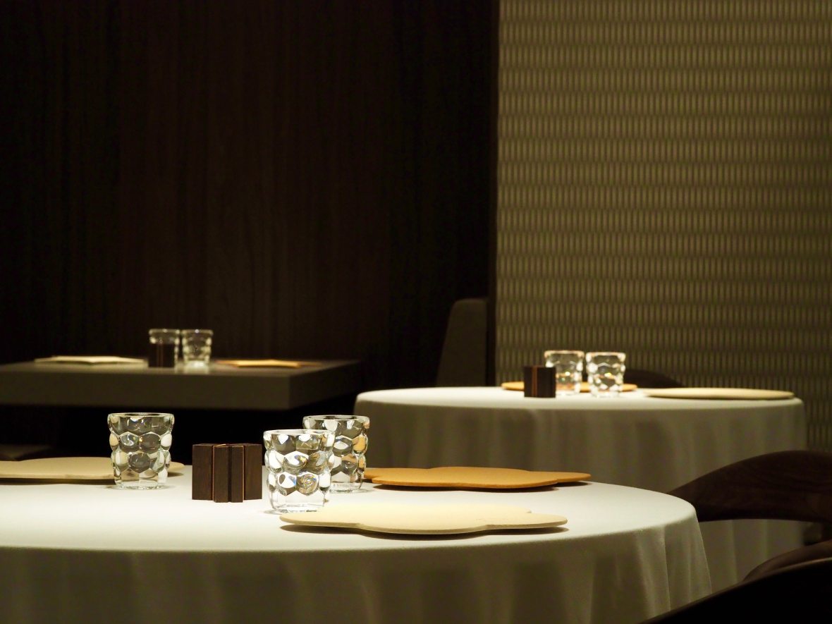 Cinc Sentits restaurant, tasting menu restaurants Barcelona