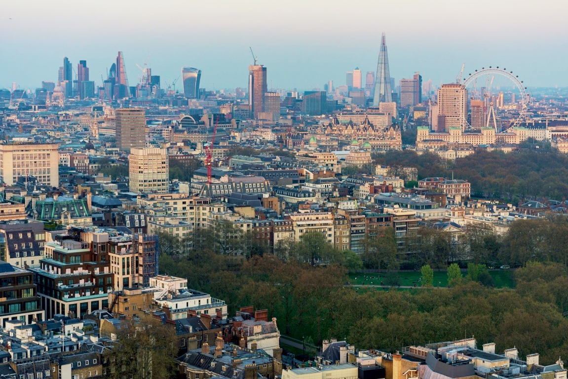 best hotel near hyde park