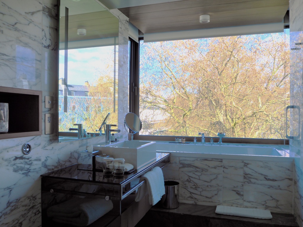 luxury bathroom the hari, the hari lodon, bathrooms with a view, bathrooms of belgravia