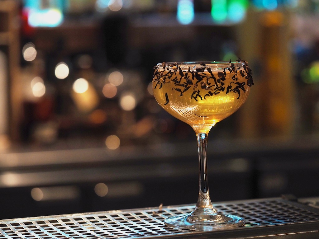 the hari cocktail, best cocktail bars in london, 