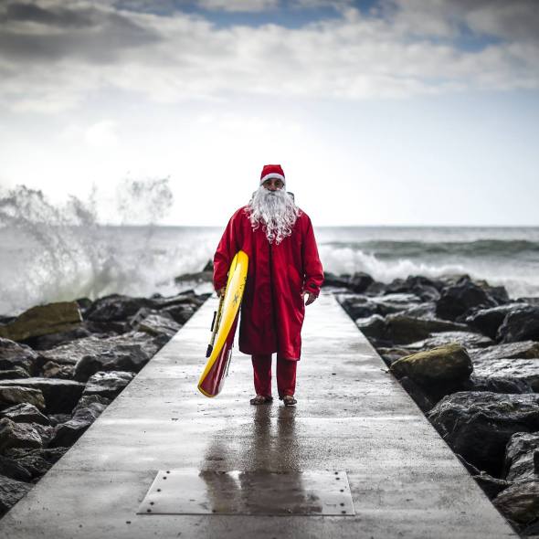 dryrobes, cold water swimming, sean hillen travel writer