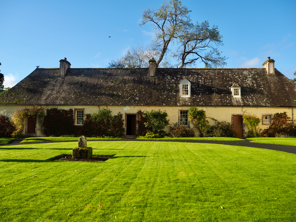 Traquair, luxury houses scotland